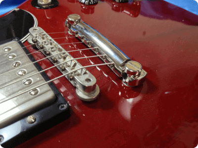 SGにスティールスタッドとアルミテールピース取付け