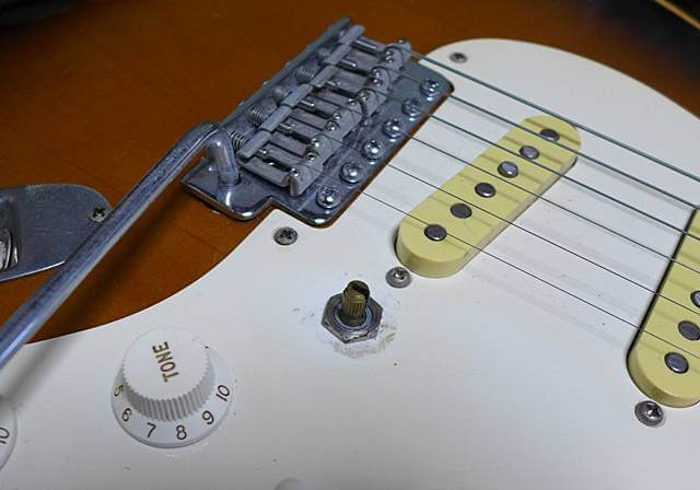 改造ストラト ストラトキャスターを1Vol、1Toneにして組んでみた | ギター改造ネット